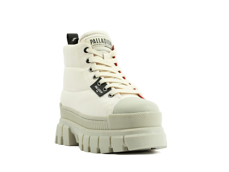 98863-175-M | REVOLT BOOT OVERCUSH | ALMOND MILK